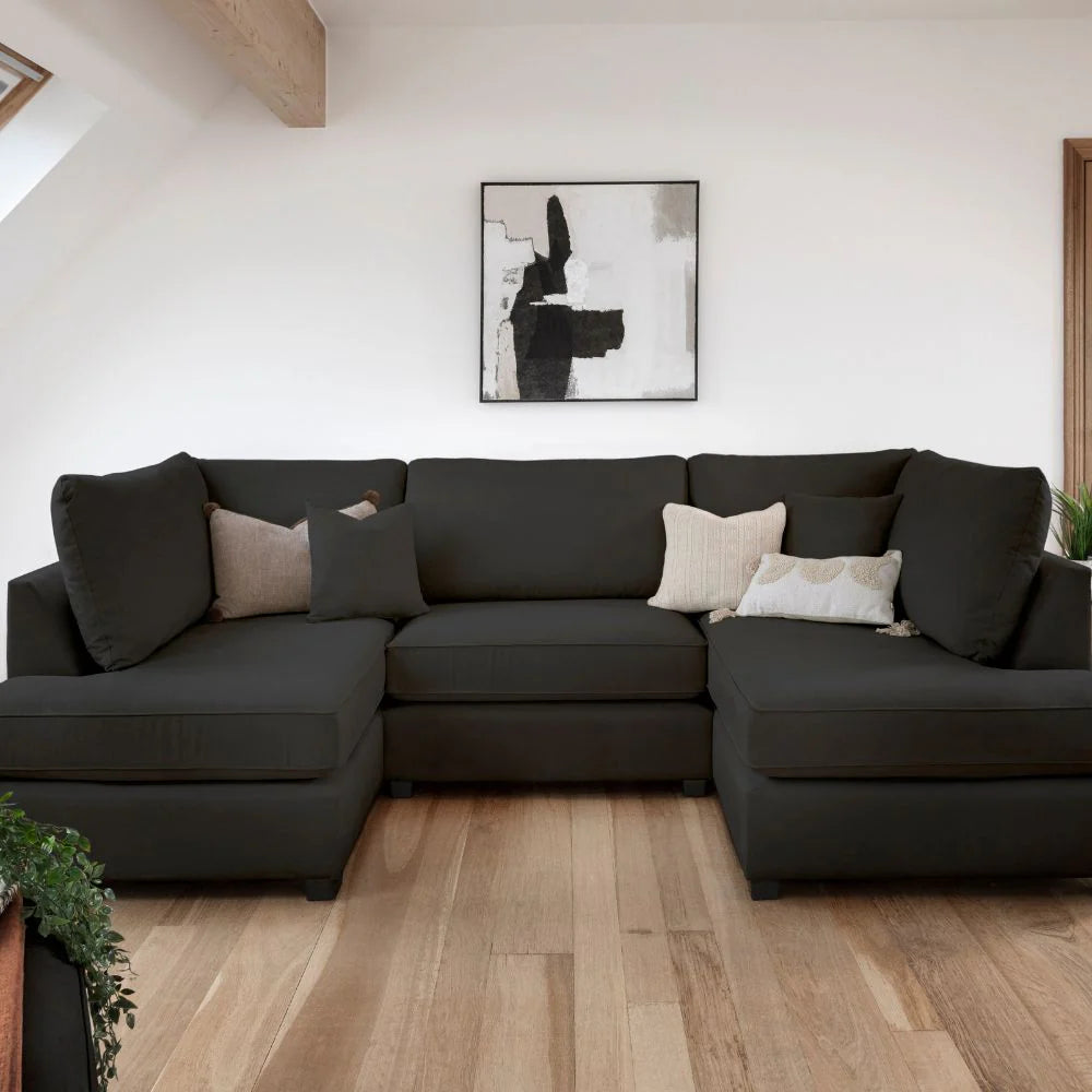 Carnaby Sofa In Black Polyester