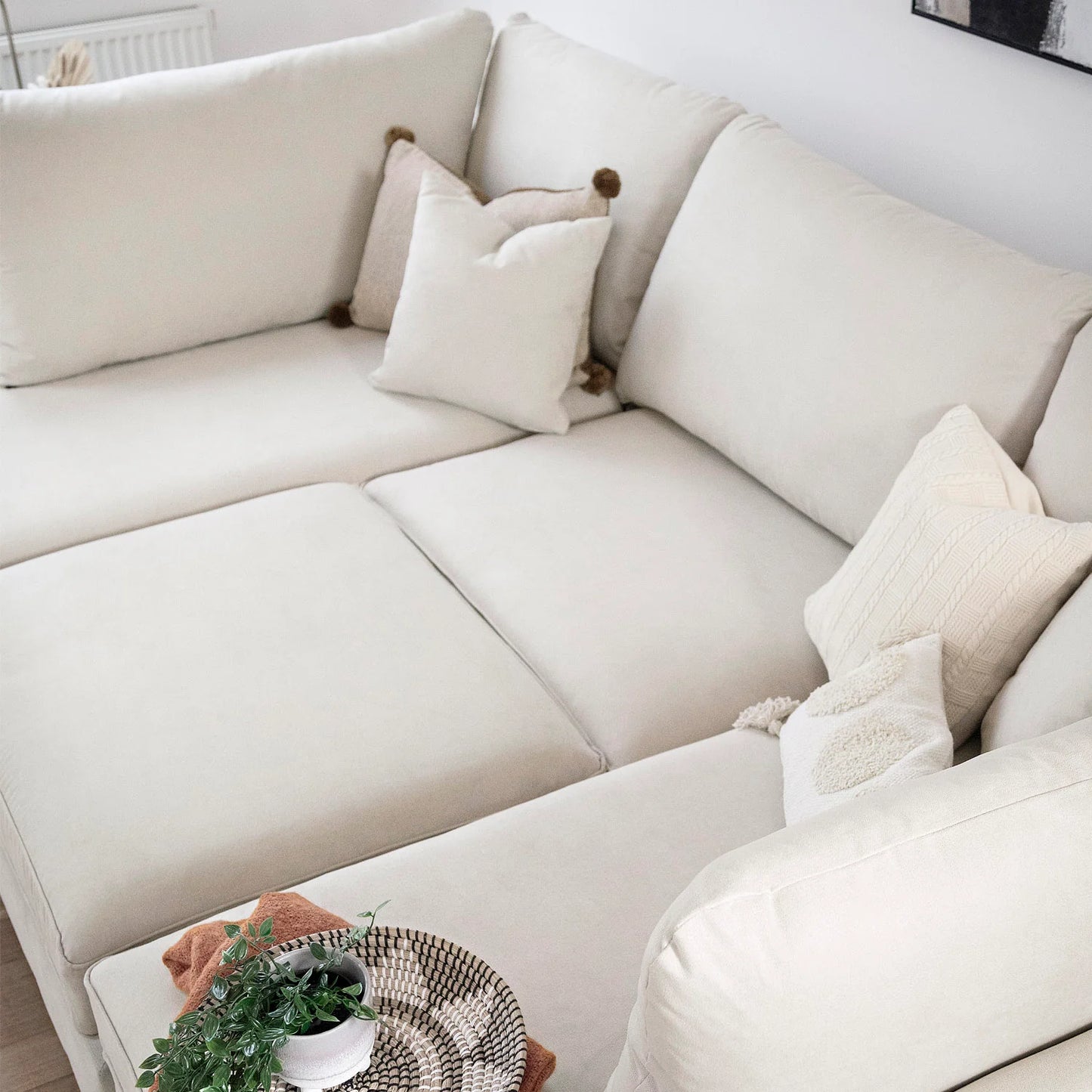 Carnaby Sofa In Beige Polyester