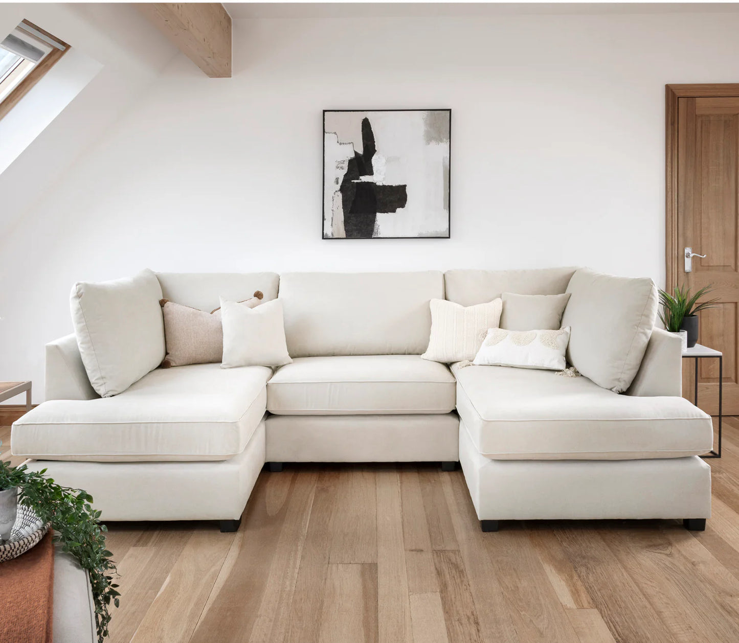 Carnaby Sofa In Beige Polyester